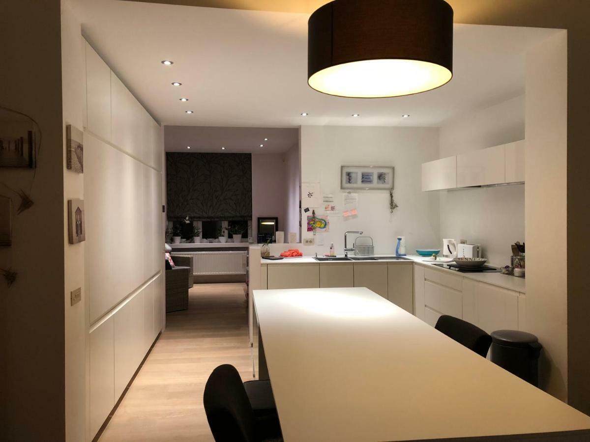 Home Bruges Cosy Comfort Modern Couple Privacy Walking Distance City Center Kitchen Terrace Garden מראה חיצוני תמונה