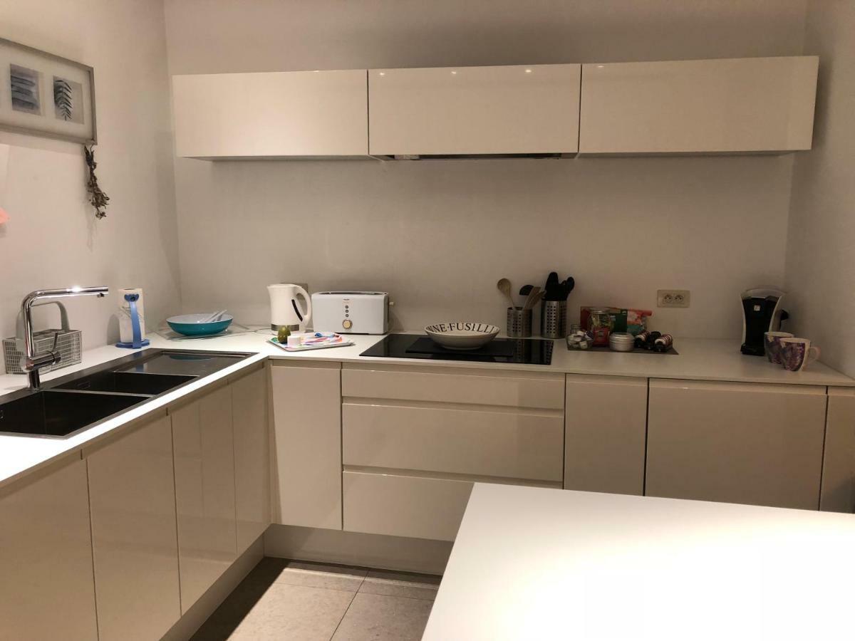 Home Bruges Cosy Comfort Modern Couple Privacy Walking Distance City Center Kitchen Terrace Garden מראה חיצוני תמונה